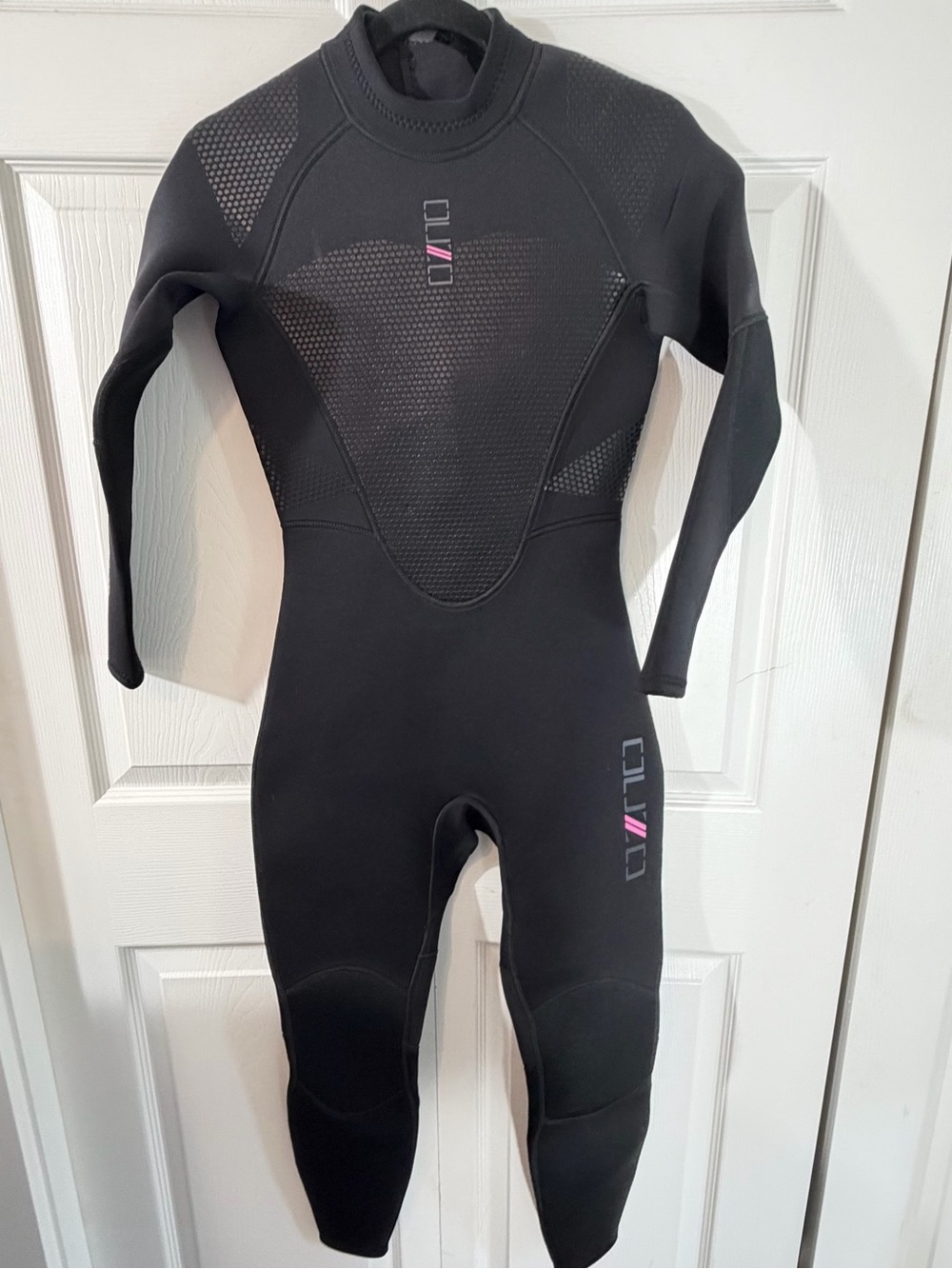 OUZO 3mm Full Body Neoprene Wetsuit Black Gray Pink Women’s Small